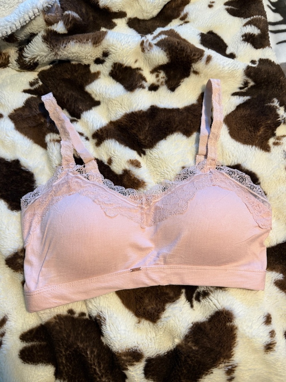 JadyK Lace-Trim Wireless Bralette in Light Pink